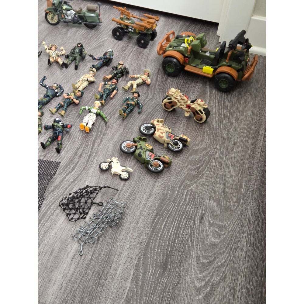 Lanard The Corps - Random Lot - GI Joe Figurines- Tank - Vehicles Vintage 1990's - Picture 11 of 13